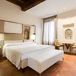 Ferrara Rooms פררה