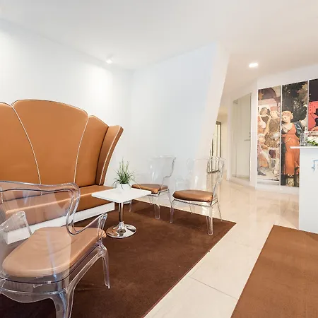 Ferrara Rooms 4* פררה