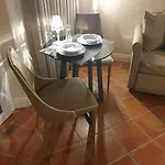 Ferrara Rooms Bed & Breakfast 4*