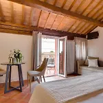 Ferrara Rooms Bed & Breakfast