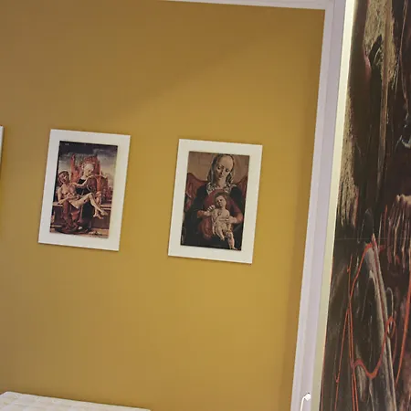 Ferrara Rooms Couette-café