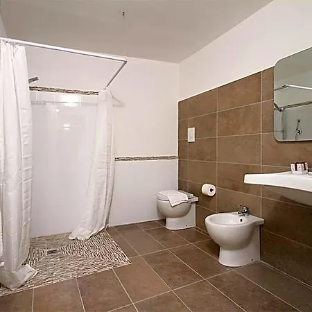 Ferrara Rooms Couette-café