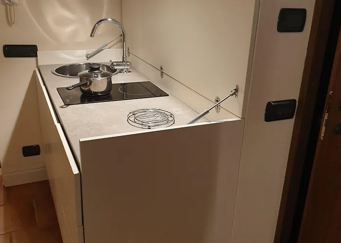 Ferrara Rooms Panzió 4*