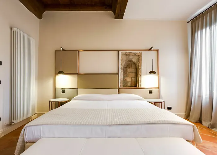 Ferrara Rooms 4*