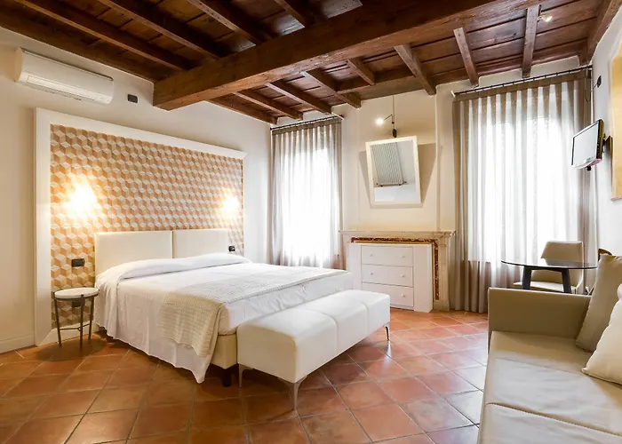 Bed & Breakfast Ferrara Rooms 4*