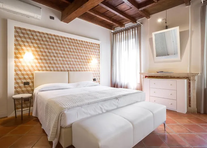 Bed and breakfast Ferrara Rooms 4*